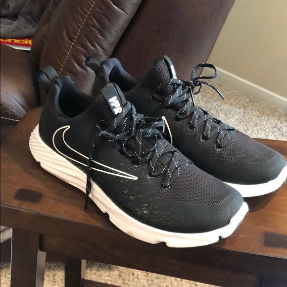 Nike Other - Nike Lunarlon training turf shoe